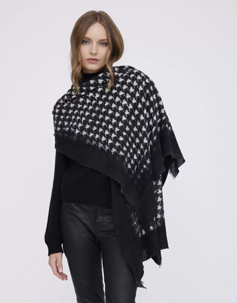 Faliero Sarti Sciarpe>Sciarpa In Misto Cashmere - Sondra